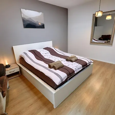 Apartman Crystal Vi *