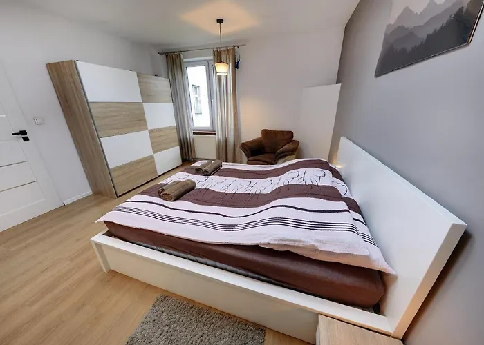 Crystal Vi קטוביץ